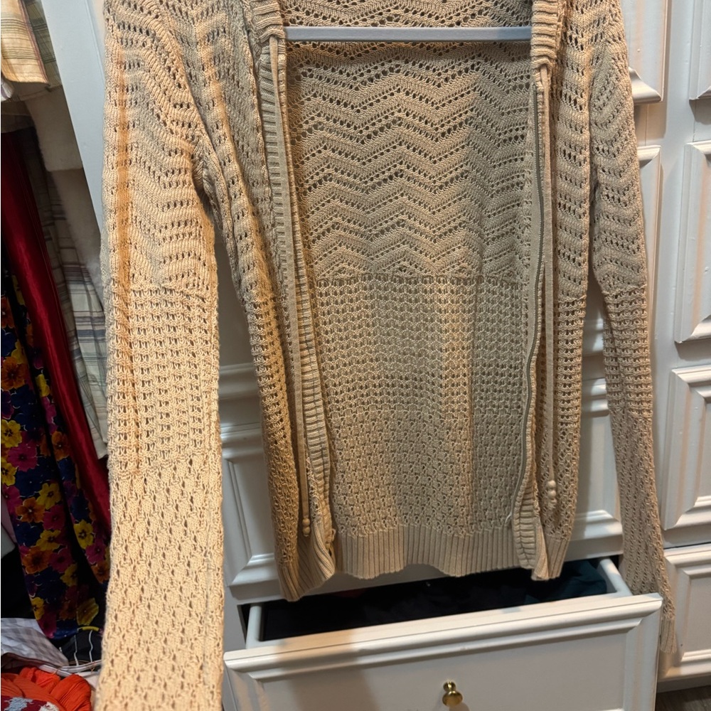 Athletic Women's Beige Knit Sweater
